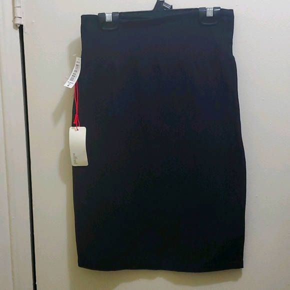 🆕 WILFRED - NWT BLACK SKIRT - Picture 1 of 6